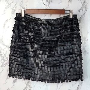 NWT Max Studio Womens Faux Leather Petaled Pleated Mini Skirt Black Black Size 4
